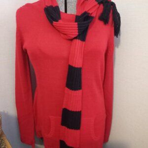 Women's casual sweater/scarf